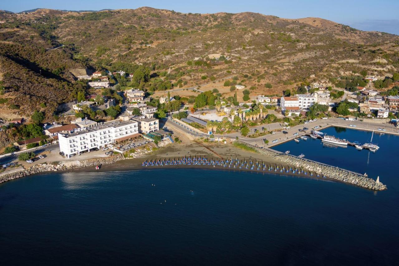 Tylos Beach Hotel Kato Pyrgos Exterior foto