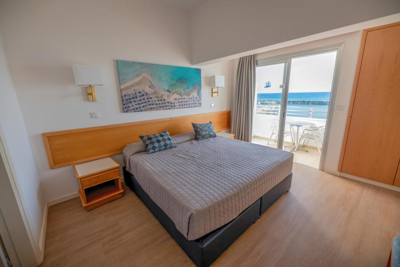 Tylos Beach Hotel Kato Pyrgos Exterior foto