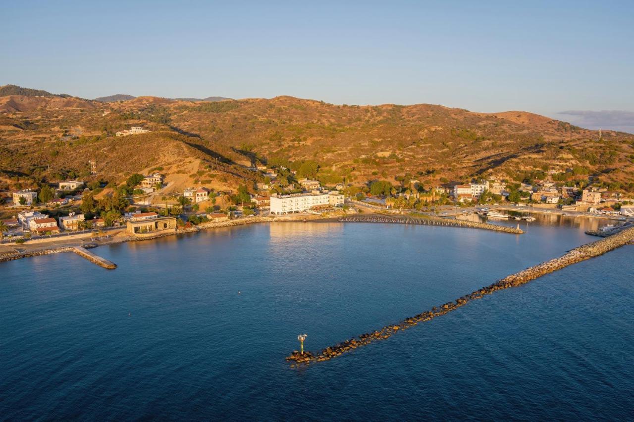 Tylos Beach Hotel Kato Pyrgos Exterior foto